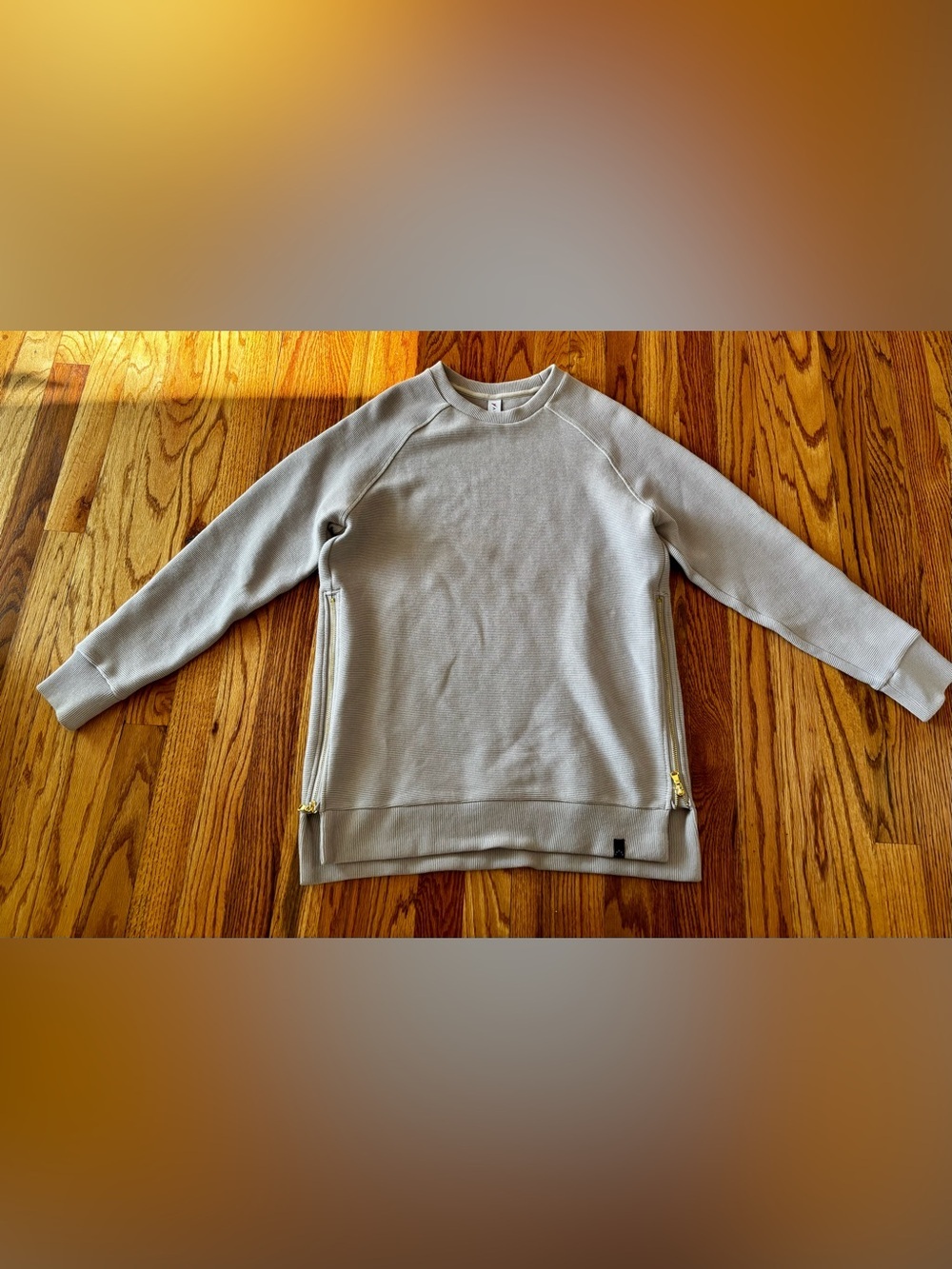 Varley Gray Crewneck Sweatshirt with Gold Zippers